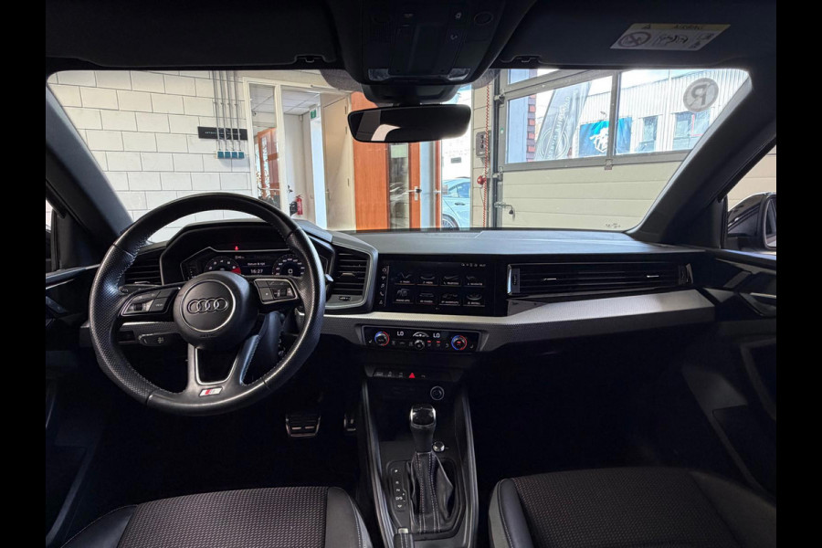 Audi A1 Sportback 30 TFSI S Line edition one, Automaat, Carplay, Stoelverwarming