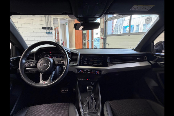 Audi A1 Sportback 30 TFSI S Line edition one, Automaat, Carplay, Stoelverwarming