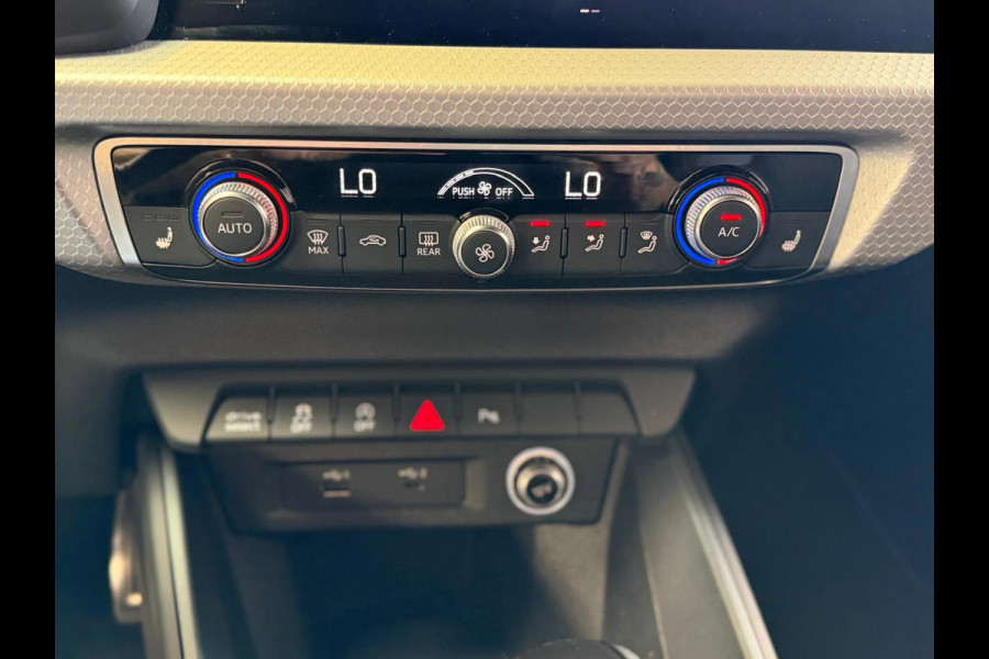 Audi A1 Sportback 30 TFSI S Line edition one, Automaat, Carplay, Stoelverwarming