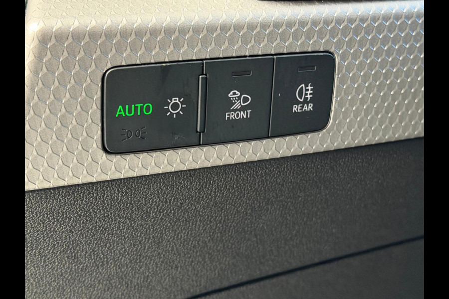 Audi A1 Sportback 30 TFSI S Line edition one, Automaat, Carplay, Stoelverwarming