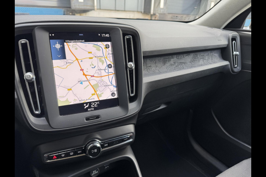 Volvo XC40 1.5 T2 Essential Automaat | Navigation Tech Pakket | Full Led | LM 17 Inch |