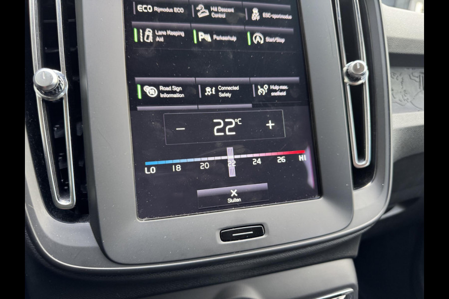 Volvo XC40 1.5 T2 Essential Automaat | Navigation Tech Pakket | Full Led | LM 17 Inch |