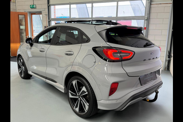 Ford Puma 1.0 EcoBoost Hybrid ST-Line X Vignale, 1 Jaar Bovag Garantie, Camera, Panoramadak, Leer, Trekhaak, Stoel/Stuurverwarming