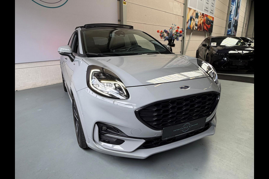 Ford Puma 1.0 EcoBoost Hybrid ST-Line X Vignale, 1 Jaar Bovag Garantie, Camera, Panoramadak, Leer, Trekhaak, Stoel/Stuurverwarming