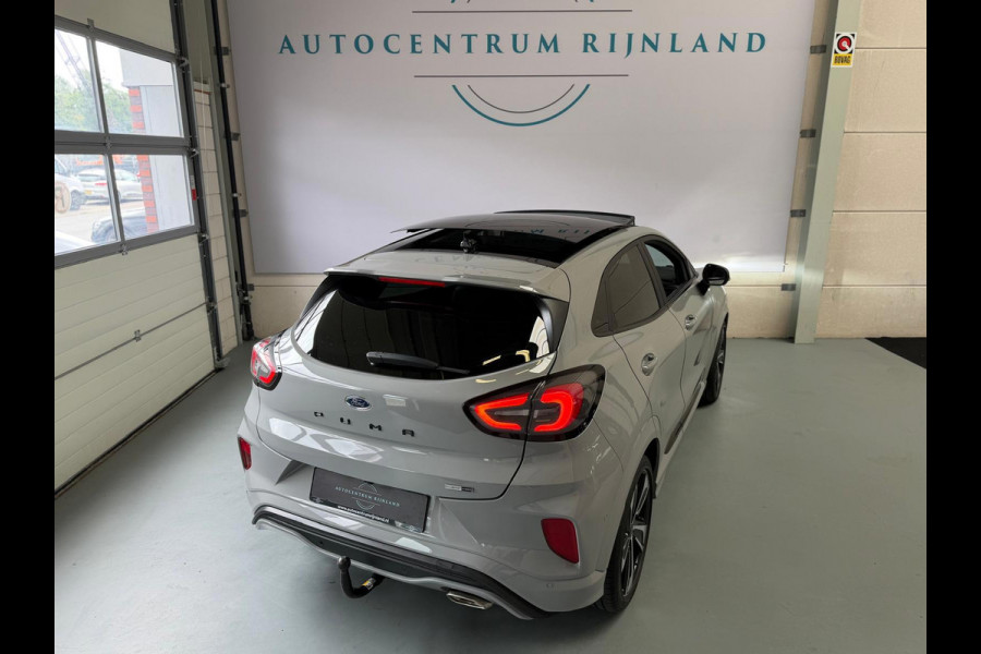 Ford Puma 1.0 EcoBoost Hybrid ST-Line X Vignale, 1 Jaar Bovag Garantie, Camera, Panoramadak, Leer, Trekhaak, Stoel/Stuurverwarming