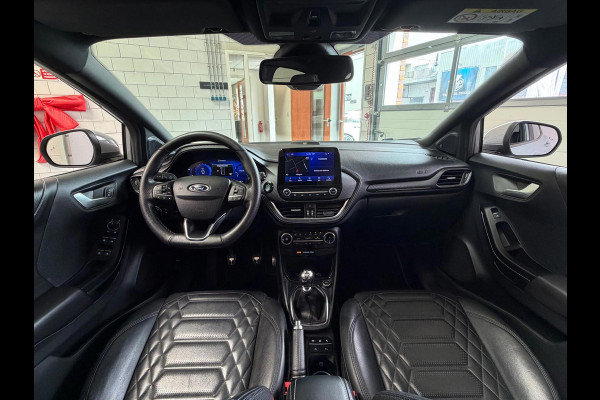 Ford Puma 1.0 EcoBoost Hybrid ST-Line X Vignale, 1 Jaar Bovag Garantie, Camera, Panoramadak, Leer, Trekhaak, Stoel/Stuurverwarming