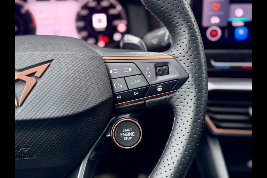 CUPRA Formentor 1.4 e-Hybrid VZ Performance Pano/360Cam/Blindspot/Sfeerverlichting