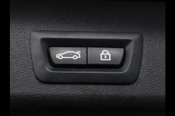 BMW 5 Serie Touring 520i High Executive | Panoramadak | Trekhaak | Head-Up | Stoelventilatie | Stoel & Stuurverwarming | Adaptive cruise | Navigatie | DAB+ | Carplay | Sfeerverlichting | Park assist | Climate control