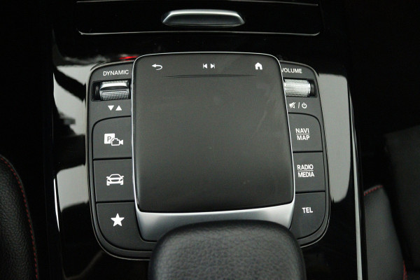 Mercedes-Benz A-Klasse 250 e Business Solution AMG Limited (PANORAMADAK, SFEER, STOELVERWARMING, ELEKTR STOELEN, CAMERA)