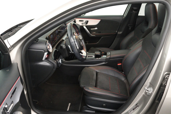 Mercedes-Benz A-Klasse 250 e Business Solution AMG Limited (PANORAMADAK, SFEER, STOELVERWARMING, ELEKTR STOELEN, CAMERA)