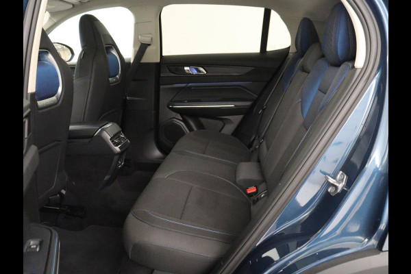 Lynk & Co 01 1.5 | SOH 88,3% | Panoramadak | Trekhaak | 360 Camera | Adaptive cruise | Climate control | Carplay | DAB+ | Bluetooth | Stoelverwarming | Sfeerverlichting | Park assist | Lane assist | Infinity audio | Rijstrookwissel waarschuwing