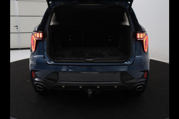 Lynk & Co 01 1.5 | SOH 88,3% | Panoramadak | Trekhaak | 360 Camera | Adaptive cruise | Climate control | Carplay | DAB+ | Bluetooth | Stoelverwarming | Sfeerverlichting | Park assist | Lane assist | Infinity audio | Rijstrookwissel waarschuwing