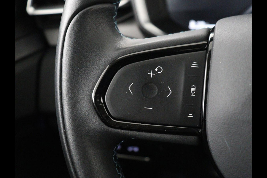 Lynk & Co 01 1.5 | SOH 88,3% | Panoramadak | Trekhaak | 360 Camera | Adaptive cruise | Climate control | Carplay | DAB+ | Bluetooth | Stoelverwarming | Sfeerverlichting | Park assist | Lane assist | Infinity audio | Rijstrookwissel waarschuwing