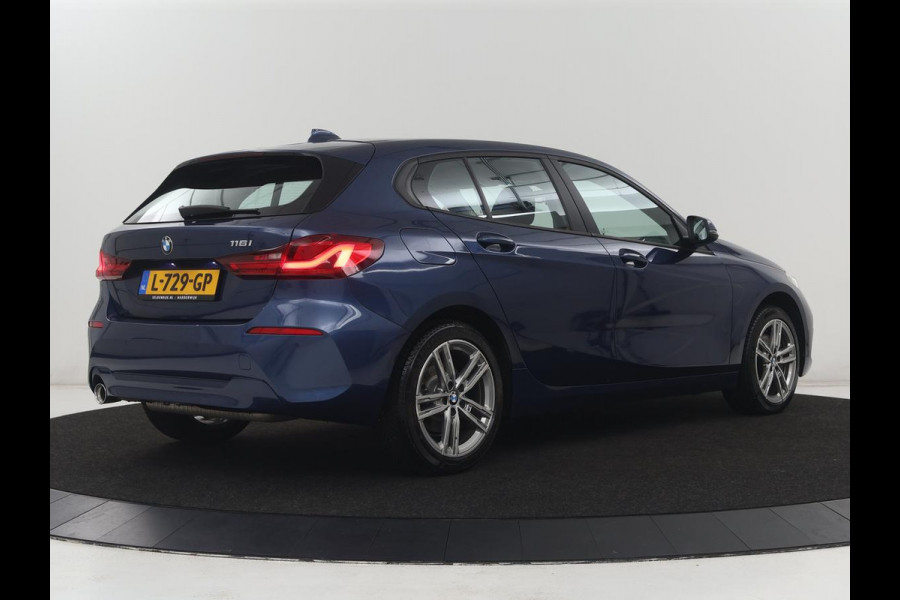 BMW 1-serie 116i Business Edition | Trekhaak | Cruise control | DAB+ | Bluetooth | Carplay | Climate control | Parkeerhulp | Virtual cockpit