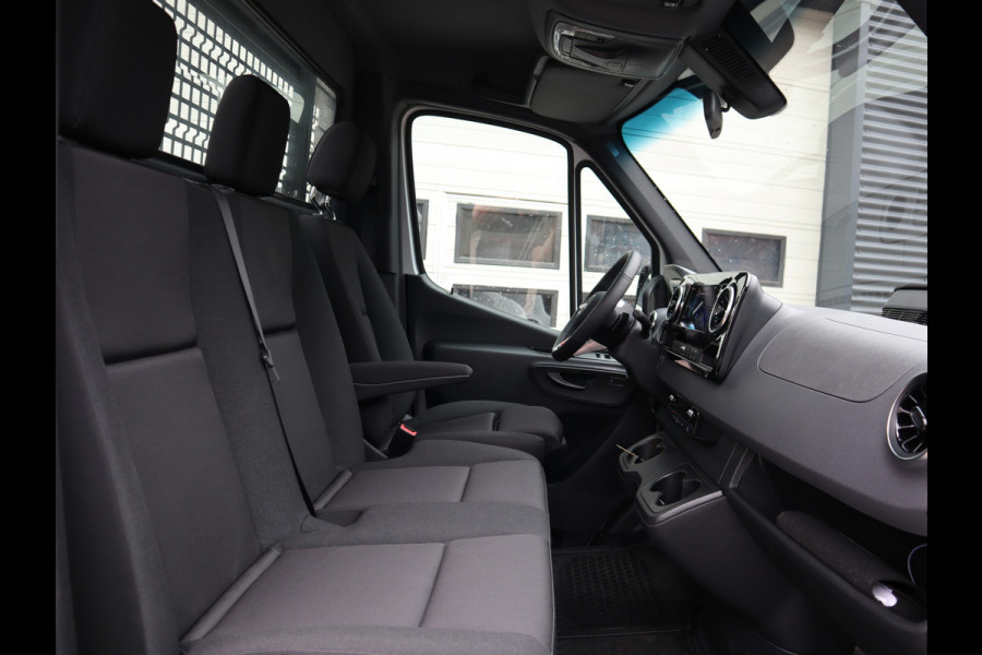 Mercedes-Benz eSprinter 320 81kWh L3 Open Laadbak 430 cm - Select - MBUX - Camera