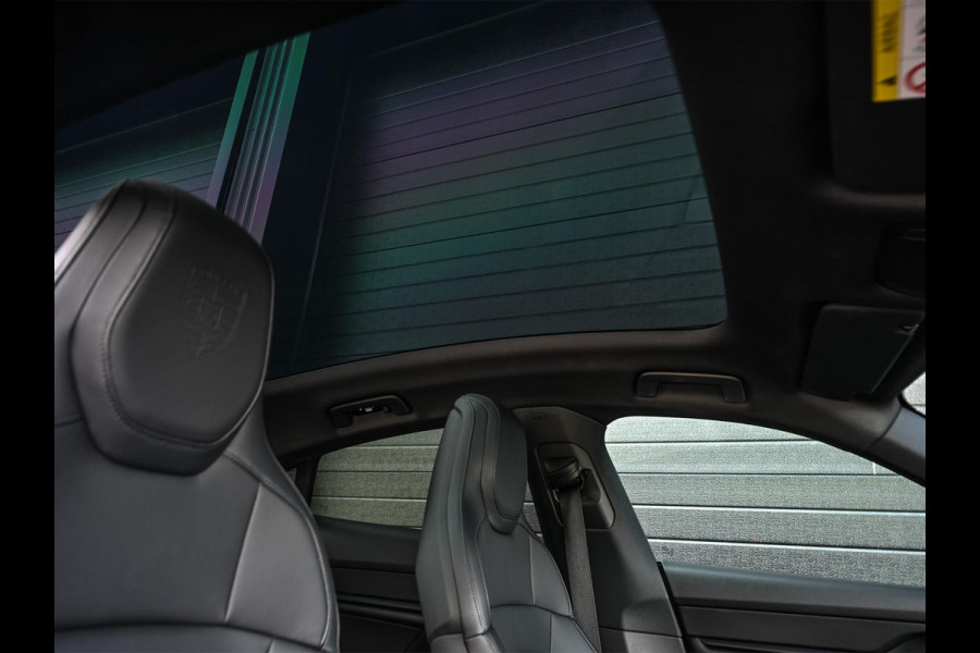 Porsche Taycan Performance 84 kWh | NL Auto | Panoramadak | 360 Camera | Bose | Memory Seats | Stoel + Stuurverwarming | Ambiance Interieur |