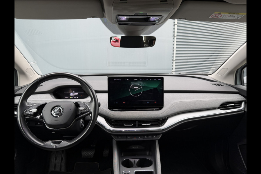 Škoda ENYAQ iV BWJ 12-2021 | 60 | TREKHAAK | WARMTEPOMP | CAMERA A | CLIMA | NAVI |CARPLAY | PDC 2X |