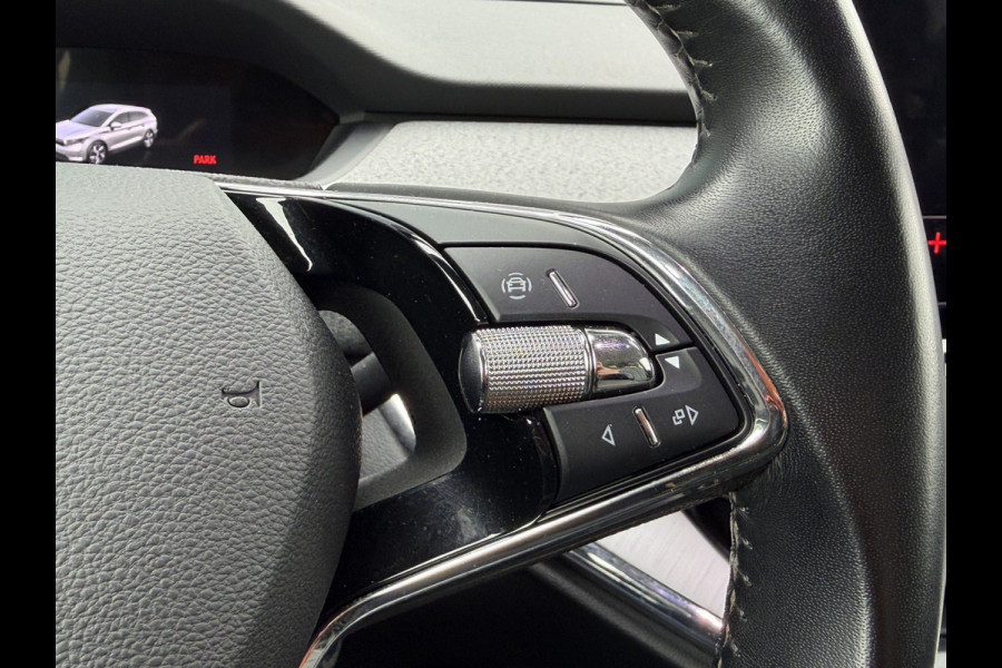 Škoda ENYAQ iV BWJ 12-2021 | 60 | TREKHAAK | WARMTEPOMP | CAMERA A | CLIMA | NAVI |CARPLAY | PDC 2X |