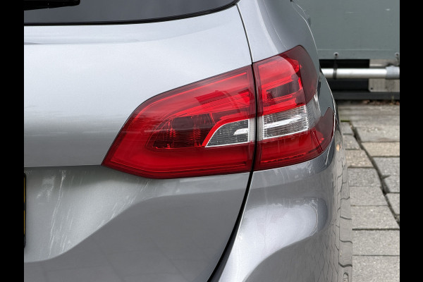Peugeot 308 SW BWJ 2020 | 1.2T 111PK ACTIVE | CLIMA | NAVI | CARPLAY | CRUISE | LICHTMETAAL | PDC | PRIVACY GLASS |