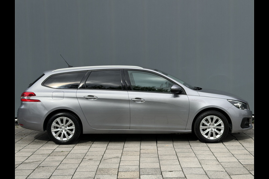 Peugeot 308 SW BWJ 2020 | 1.2T 111PK ACTIVE | CLIMA | NAVI | CARPLAY | CRUISE | LICHTMETAAL | PDC | PRIVACY GLASS |