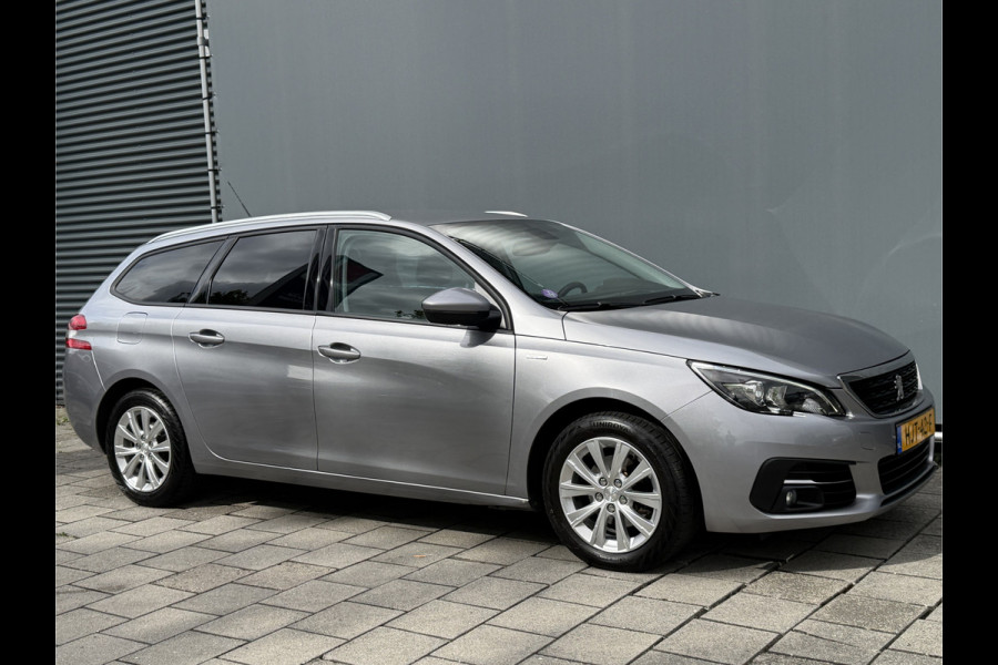 Peugeot 308 SW BWJ 2020 | 1.2T 111PK ACTIVE | CLIMA | NAVI | CARPLAY | CRUISE | LICHTMETAAL | PDC | PRIVACY GLASS |