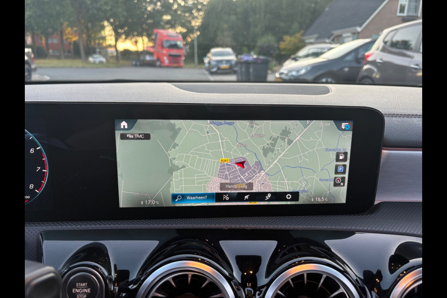 Mercedes-Benz A-Klasse 220 Launch Edition Premium