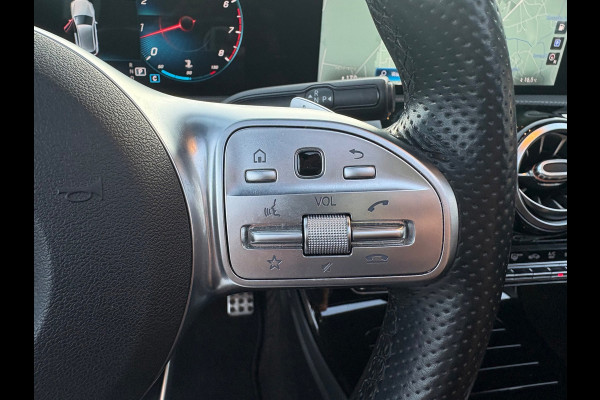 Mercedes-Benz A-Klasse 220 Launch Edition Premium