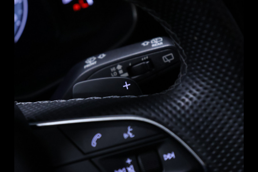 Audi Q7 60 TFSI e quattro Competition [SCHUIFKANTELDAK, BOSE, APPLE CARPLAY, TREKHAAK UITKLAPBAAR, ANDROID, MATRIX LED, STOELVERWARMING, CAMERA, VOL LEDER, PDC V+A, CLIMATE, LUCHTVERING, ELEKTRISCHE ACHTERKLEP, DIGITAL DASH, NIEU