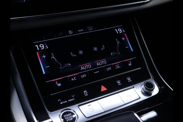Audi Q7 60 TFSI e quattro Competition [SCHUIFKANTELDAK, BOSE, APPLE CARPLAY, TREKHAAK UITKLAPBAAR, ANDROID, MATRIX LED, STOELVERWARMING, CAMERA, VOL LEDER, PDC V+A, CLIMATE, LUCHTVERING, ELEKTRISCHE ACHTERKLEP, DIGITAL DASH, NIEU