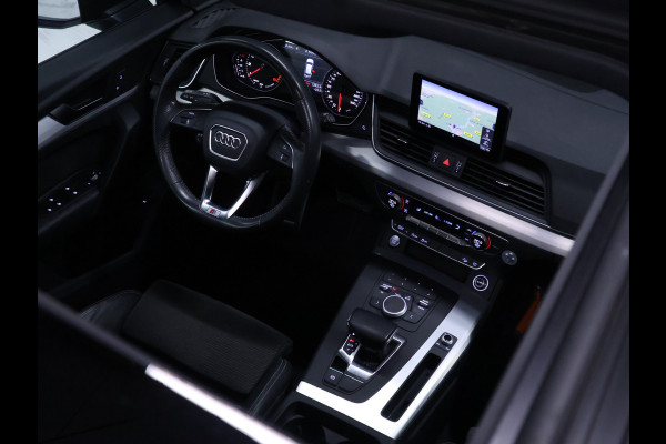Audi Q5 2.0 TFSI quattro Sport S Line [SCHUIFKANTELDAK, APPLE CARPLAY, ANDROID, STOELVERWARMING, ELEKTRISCHE STOEL, LED, CRUISE CONTROL, NAVIGATIE, PDC ACHTER, CLIMATE, ELEKTRISCHE ACHTERKLEP, S LINE, NIEUWSTAAT]