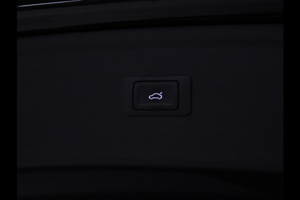Audi Q5 2.0 TFSI quattro Sport S Line [SCHUIFKANTELDAK, APPLE CARPLAY, ANDROID, STOELVERWARMING, ELEKTRISCHE STOEL, LED, CRUISE CONTROL, NAVIGATIE, PDC ACHTER, CLIMATE, ELEKTRISCHE ACHTERKLEP, S LINE, NIEUWSTAAT]