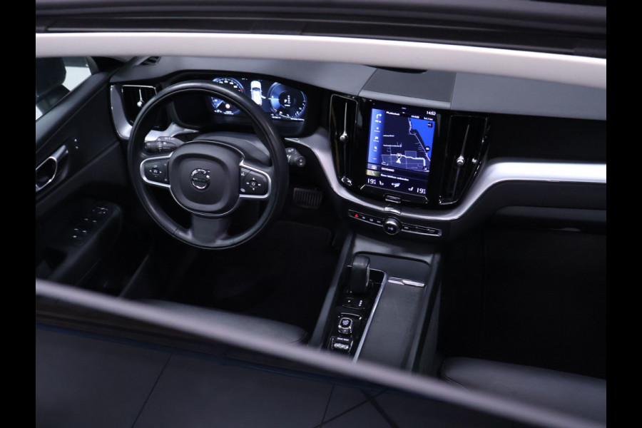 Volvo XC60 2.0 T6 Plug-in hybrid AWD Inscription [ADAPTIVE CRUISE, SCHUIFKANTELDAK, APPLE CARPLAY, ANDROID, MEMORY SEATS, STOELVERWARMING, VOL LEDER, LED, PDC ACHTER, CLIMATE, DRAADLOZE OPLADER, ELEKTRISCHE ACHTERKLEP, KEYLESS ENTRY, DIGITA