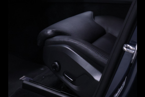 Volvo XC60 2.0 T6 Plug-in hybrid AWD Inscription [ADAPTIVE CRUISE, SCHUIFKANTELDAK, APPLE CARPLAY, ANDROID, MEMORY SEATS, STOELVERWARMING, VOL LEDER, LED, PDC ACHTER, CLIMATE, DRAADLOZE OPLADER, ELEKTRISCHE ACHTERKLEP, KEYLESS ENTRY, DIGITA