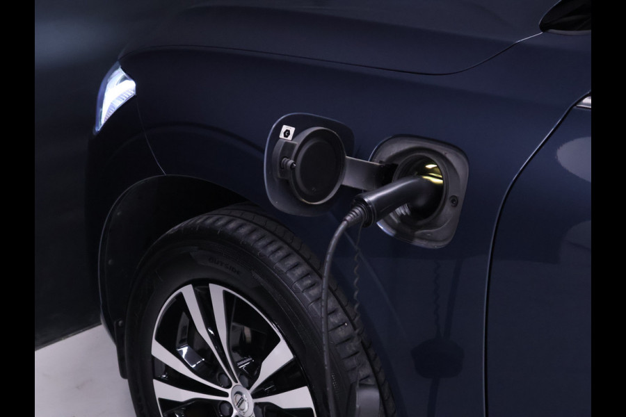 Volvo XC60 2.0 T6 Plug-in hybrid AWD Inscription [ADAPTIVE CRUISE, SCHUIFKANTELDAK, APPLE CARPLAY, ANDROID, MEMORY SEATS, STOELVERWARMING, VOL LEDER, LED, PDC ACHTER, CLIMATE, DRAADLOZE OPLADER, ELEKTRISCHE ACHTERKLEP, KEYLESS ENTRY, DIGITA
