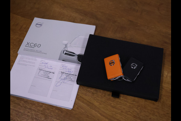 Volvo XC60 2.0 T6 Plug-in hybrid AWD Inscription [ADAPTIVE CRUISE, SCHUIFKANTELDAK, APPLE CARPLAY, ANDROID, MEMORY SEATS, STOELVERWARMING, VOL LEDER, LED, PDC ACHTER, CLIMATE, DRAADLOZE OPLADER, ELEKTRISCHE ACHTERKLEP, KEYLESS ENTRY, DIGITA