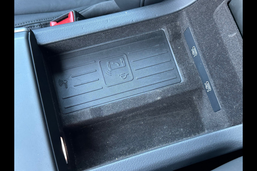 Audi A6 Limousine 50 TFSI e quattro Business edition Aut Leer Navi Clima Camera Carplay PDC
