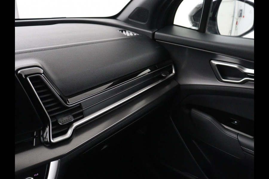 Kia Sportage 1.6 T-GDi Hybrid GT-Line | Panoramadak | Trekhaak | Leder/Alcantara | Stoel & stuurverwarming | Adaptive cruise | Matrix LED | Camera | Carplay | Keyless | Achterbankverwarming