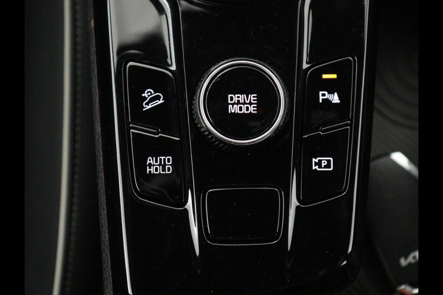 Kia Sportage 1.6 T-GDi Hybrid GT-Line | Panoramadak | Trekhaak | Leder/Alcantara | Stoel & stuurverwarming | Adaptive cruise | Matrix LED | Camera | Carplay | Keyless | Achterbankverwarming