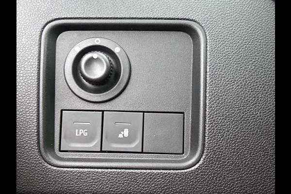 Dacia Duster 1.0 TCe Bi-Fuel LPG Prestige / Trekhaak / Pdc+Camera / Navigatie / Airco-ecc./ Radio multimedia / Apk 02-2027