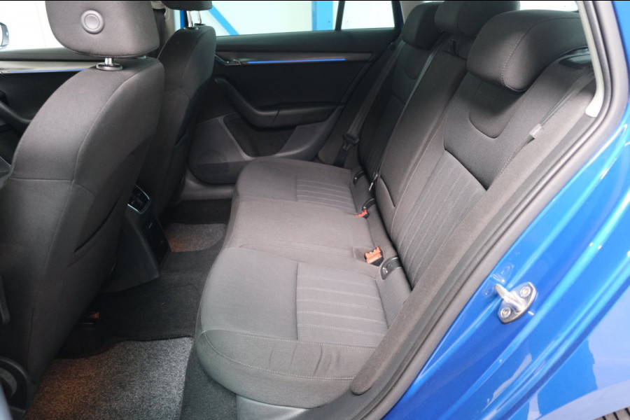 Škoda Octavia Combi 1.0 TSI Greentech Business Edition Plus - N.A.P. Airco, Cruise, Navi, PDC.
