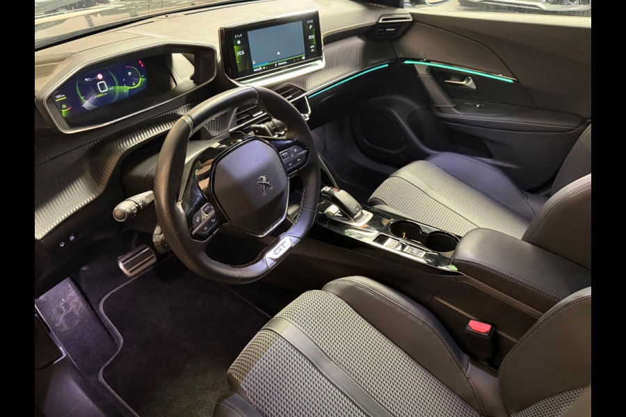 Peugeot 2008 1.2 PureTech GT Pack| Led | Camera | Carplay | Sfeerverlichting