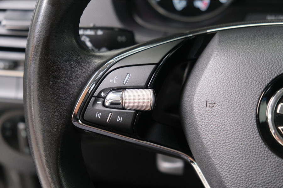 Škoda Fabia Combi 1.0 TSI Ambition - N.A.P. Airco, Cruise, PDC, Carplay, Navi.