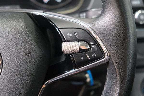 Škoda Fabia Combi 1.0 TSI Ambition - N.A.P. Airco, Cruise, PDC, Carplay, Navi.
