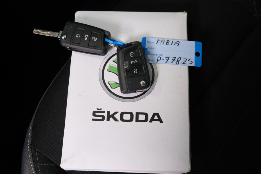 Škoda Fabia Combi 1.0 TSI Ambition - N.A.P. Airco, Cruise, PDC, Carplay, Navi.