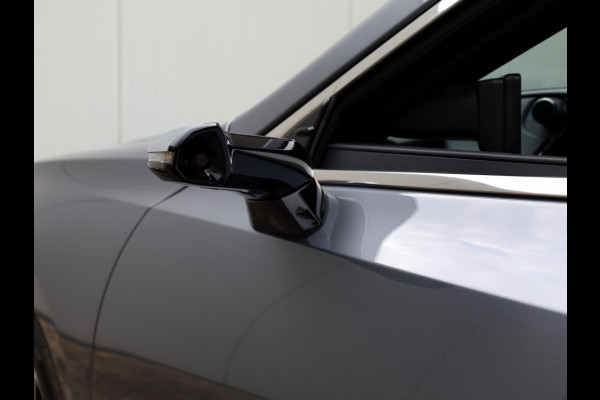 Lexus ES 300h President Line | Mark Levinson | Camerabeeld Buitenspiegels
