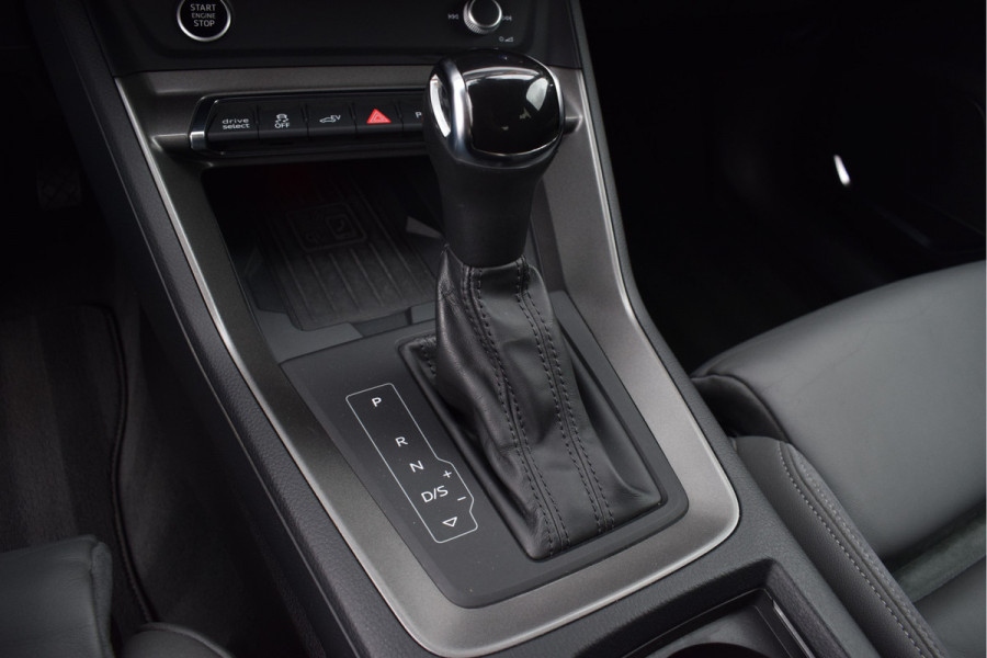 Audi Q3 45 TFSI e S-line | Pano | Leer | B&O | 360 camera | Trekhaak | LED | 20"