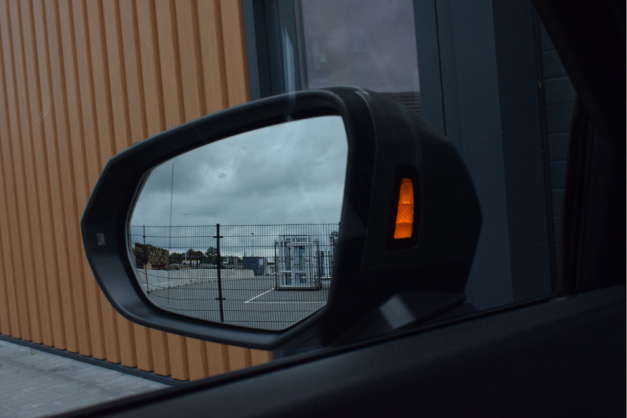 Audi Q3 45 TFSI e S-line | Pano | Leer | B&O | 360 camera | Trekhaak | LED | 20"