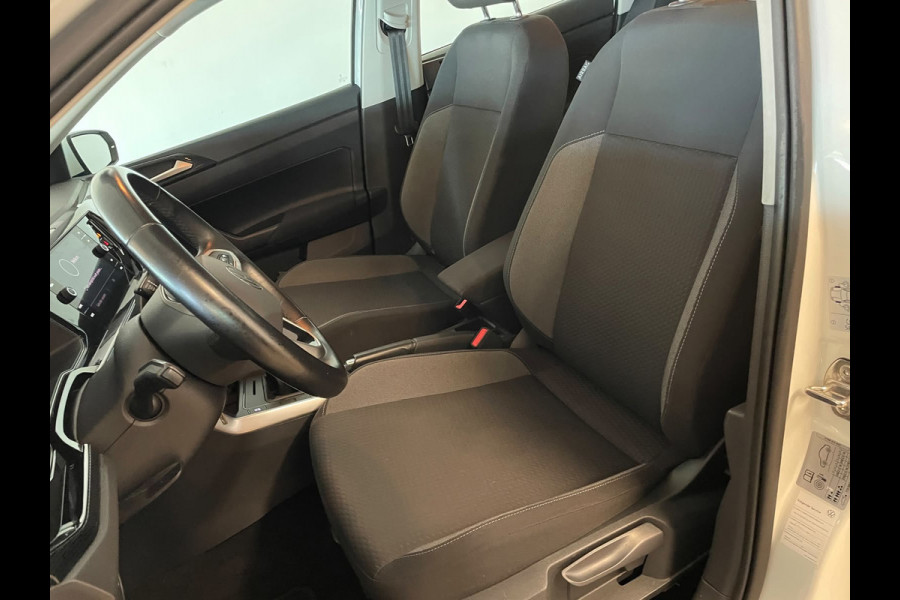 Volkswagen Polo 1.0 TSI Life Business Multimedia CLIMA CRUISE PARKEERSENSOREN APPLE CARPLAY STOELVERWARMING TREKHAAK NIEUW MODEL