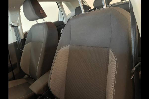Volkswagen Polo 1.0 TSI Life Business Multimedia CLIMA CRUISE PARKEERSENSOREN APPLE CARPLAY STOELVERWARMING TREKHAAK NIEUW MODEL