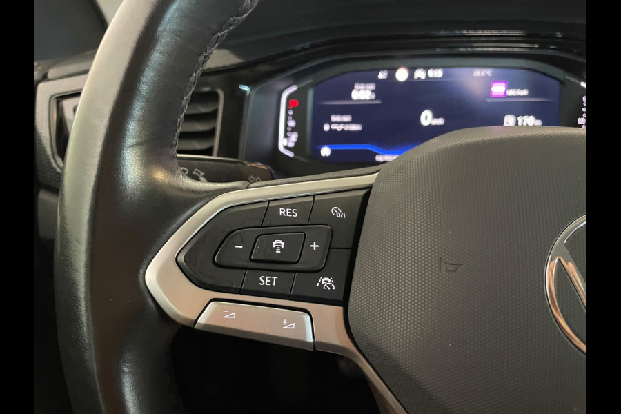 Volkswagen Polo 1.0 TSI Life Business Multimedia CLIMA CRUISE PARKEERSENSOREN APPLE CARPLAY STOELVERWARMING TREKHAAK NIEUW MODEL